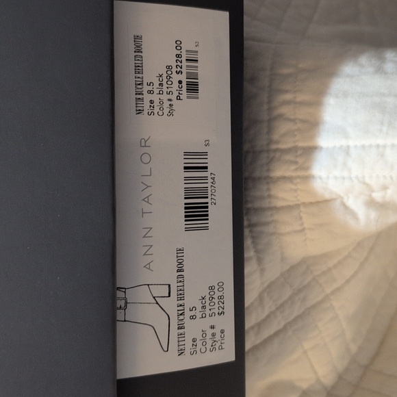 AT Nettie Buckle Heeled Bootie - Picture 14 of 14